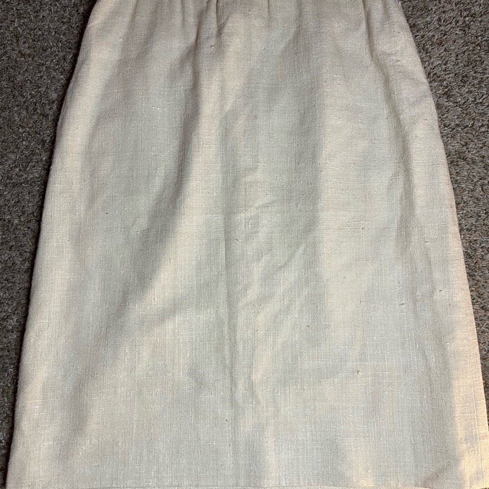 Givenchy Elegant Raw Silk, Cream Women's Vintage Skirt | Size 10 - Picture 4 of 6